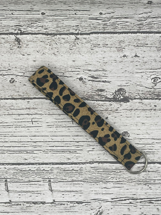 LEPARD PRINT SMALL WRISTLET KEY FOB LANYARD