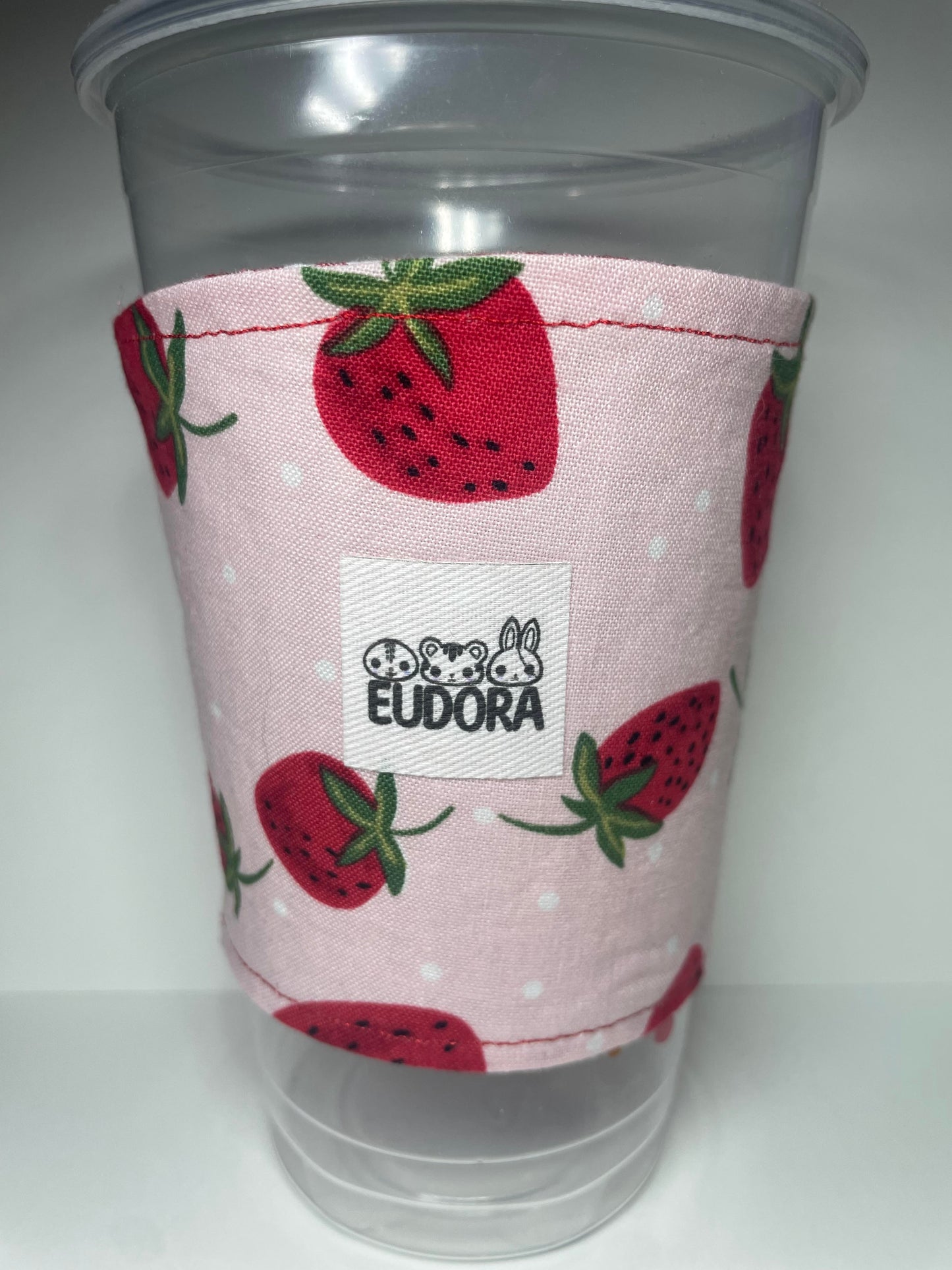 STRAWBERRY FIELD, REVERSIBLE PLAID MEDIUM CUP SLEEVE